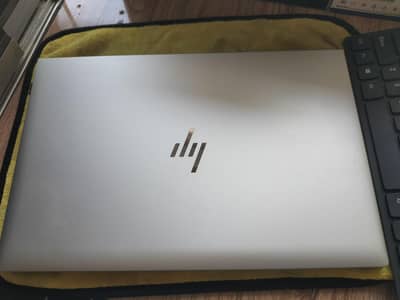 HP Elite book 840 G8
