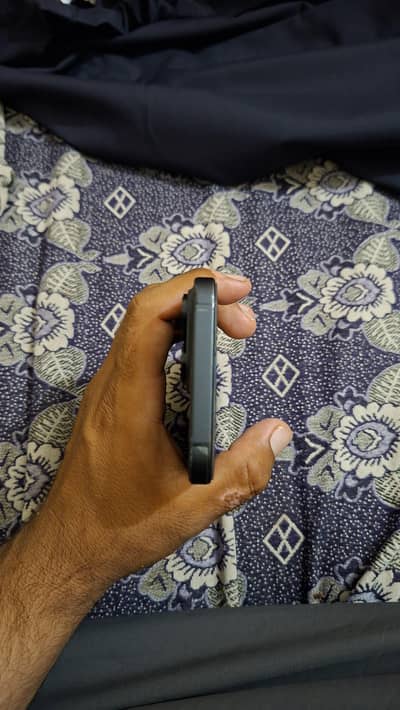 iPhone 16 pro max non pta