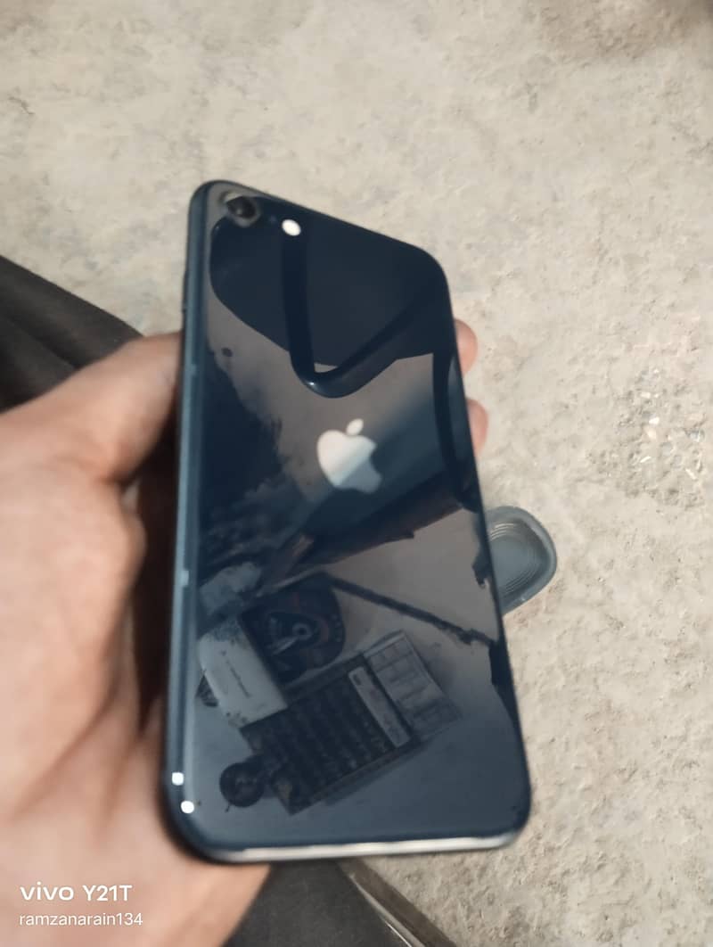 Apple iPhone SE 1