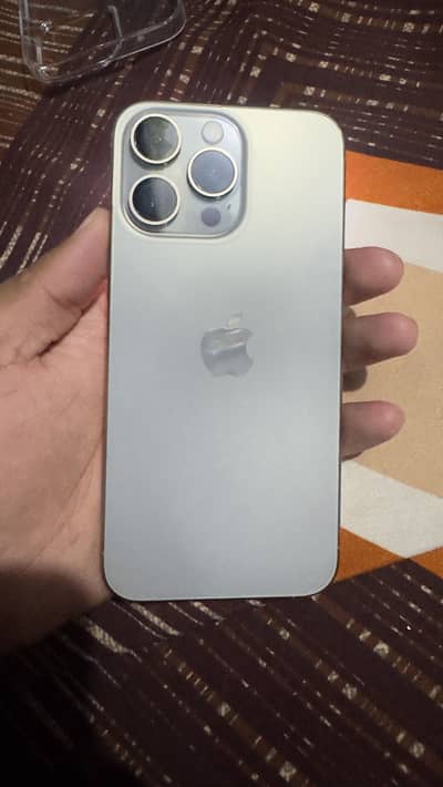 Apple iPhone 15 Pro Max | Neutral Titanium 256GB | (JV)