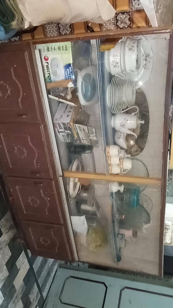 new showcase 4
