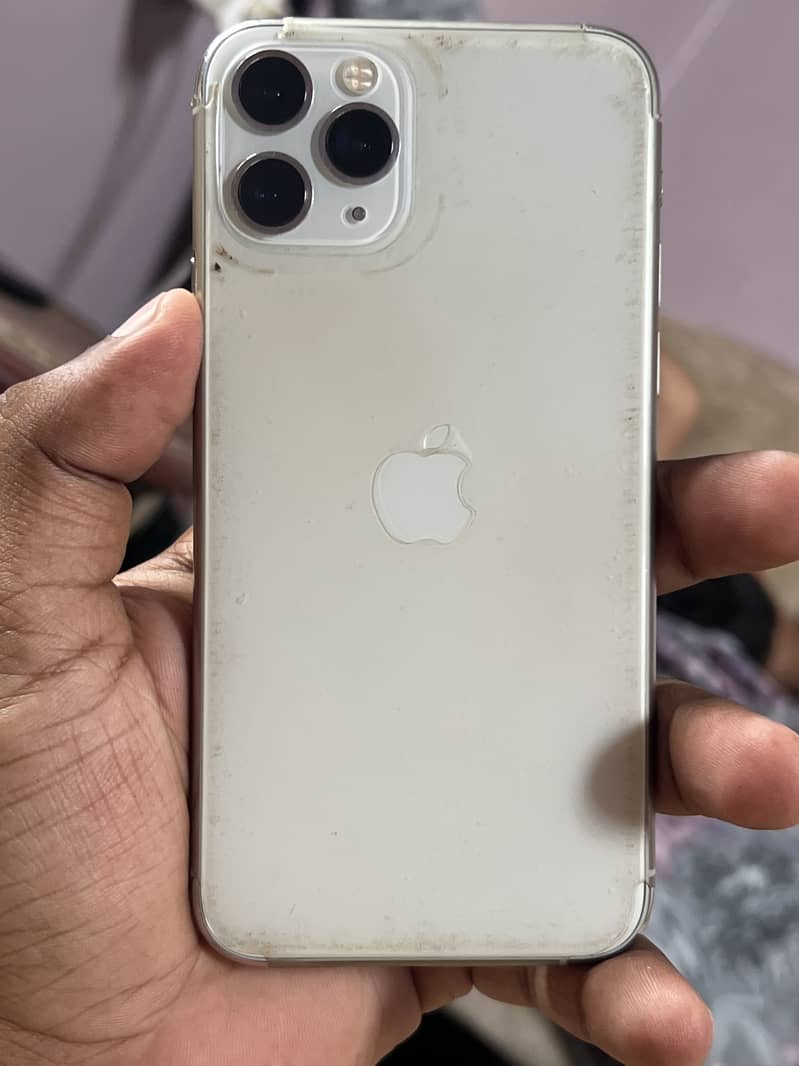 iPhone 11 pro. 6