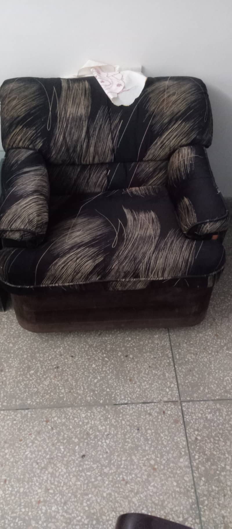 Used Sofa set. 1