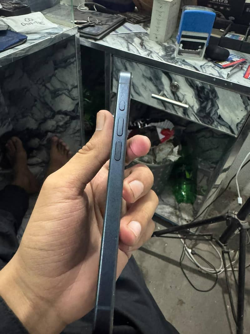 iphone 15 pro 3