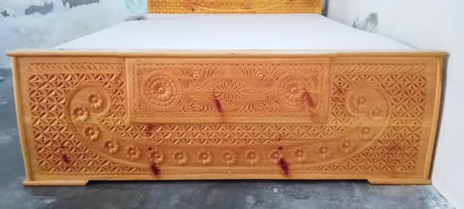 diyar wooden bed