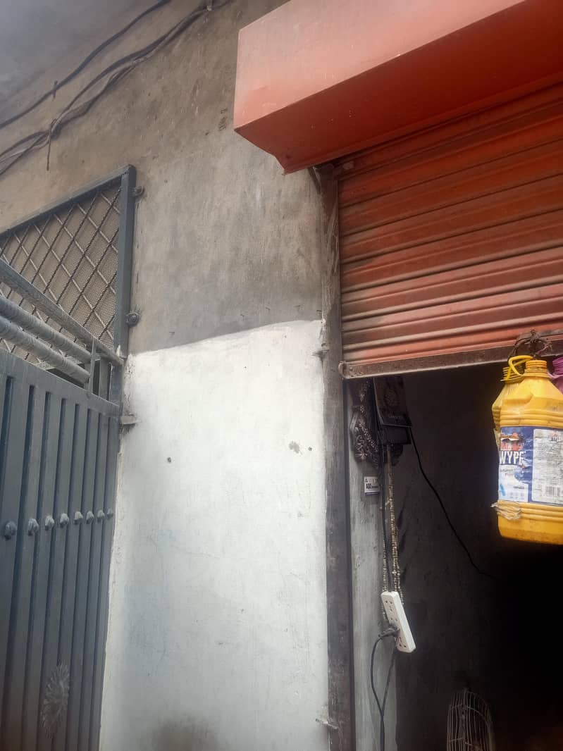 Shutter in almost new condition 1