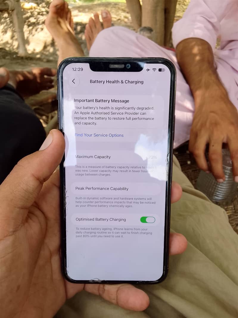 Apple iPhone 11 Pro Max 4