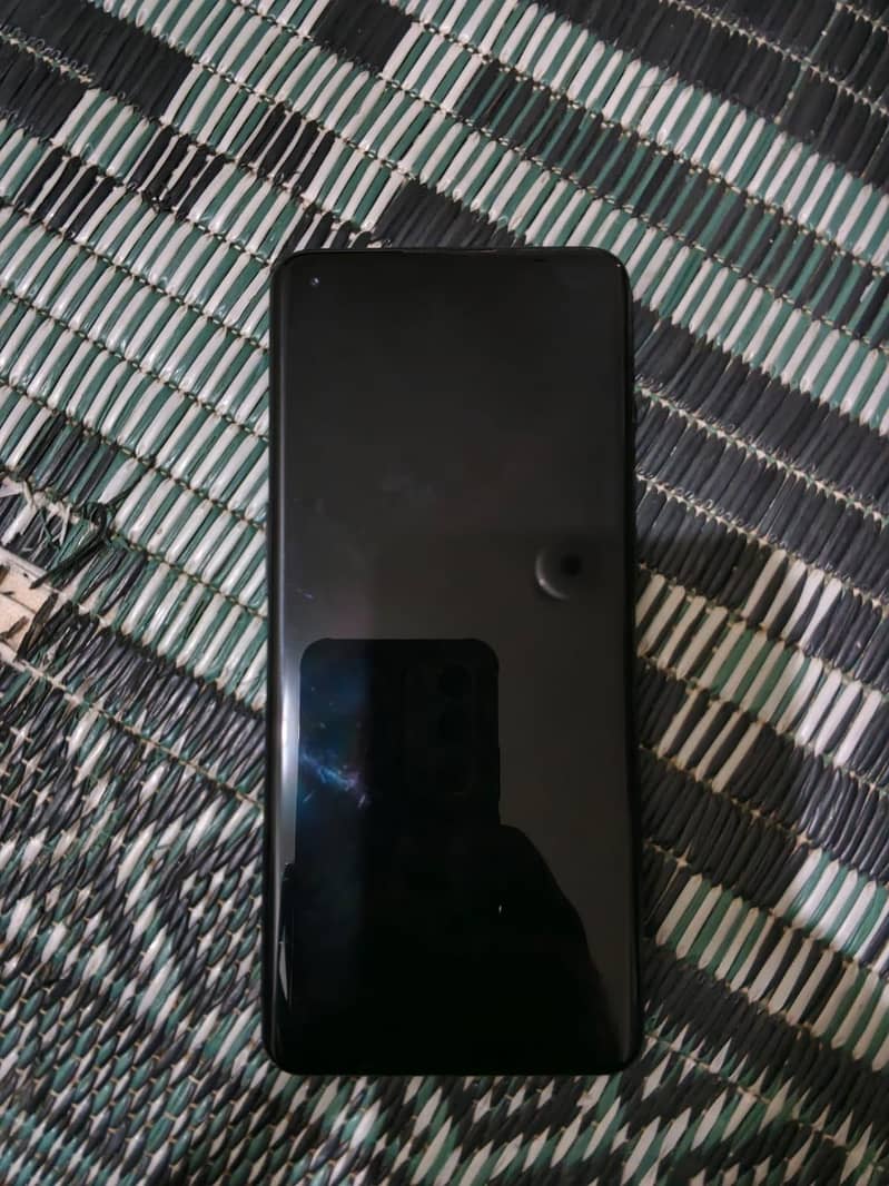 One Plus 10 Pro 1
