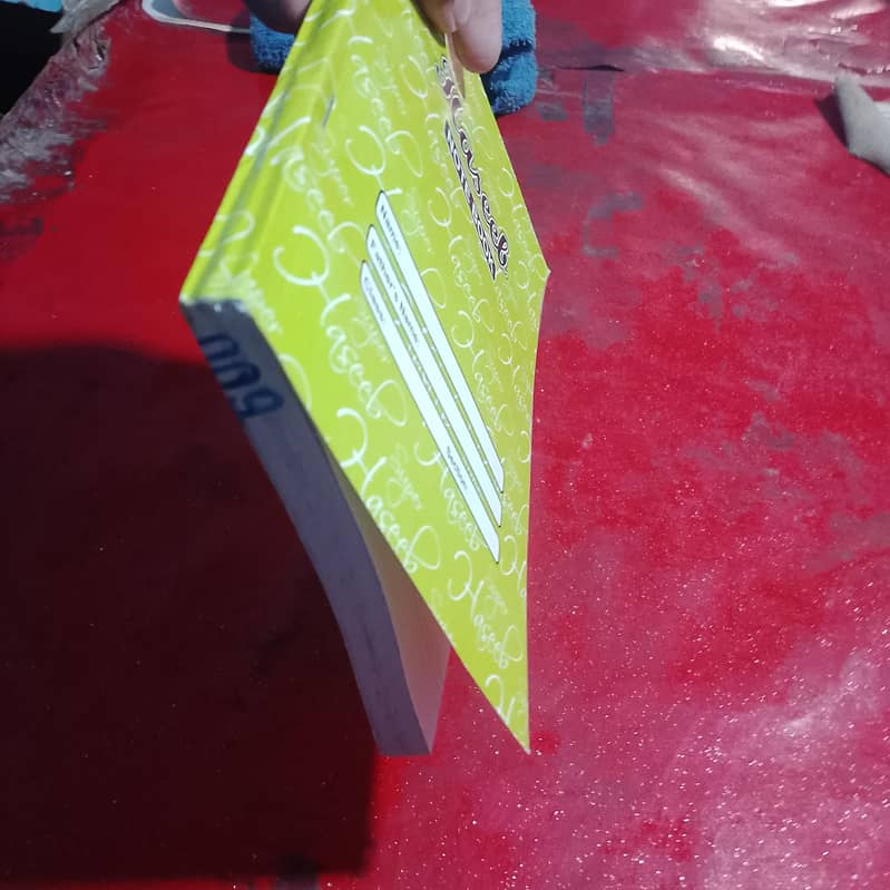 large books 0