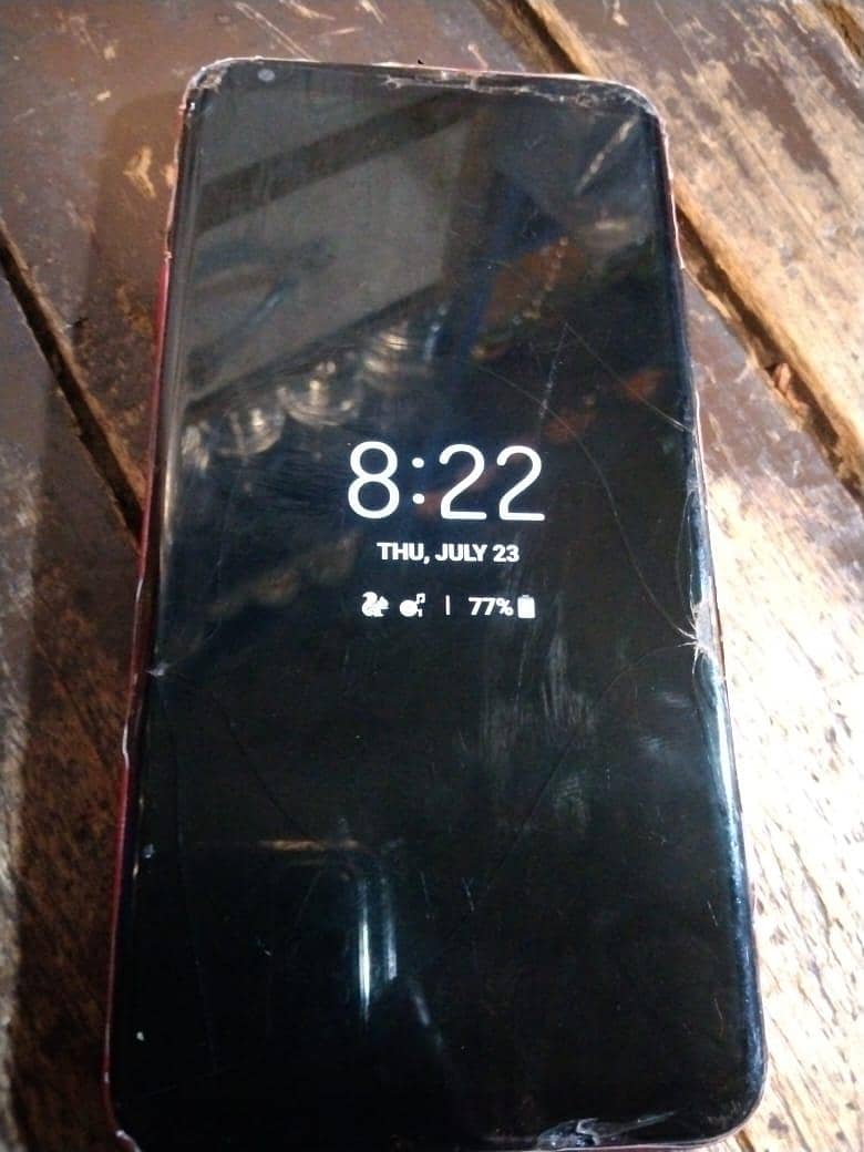 LG V30 3