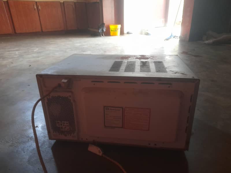 microwave 1