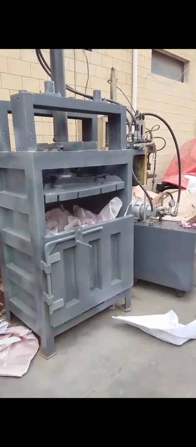 Hydraulic baler press machine