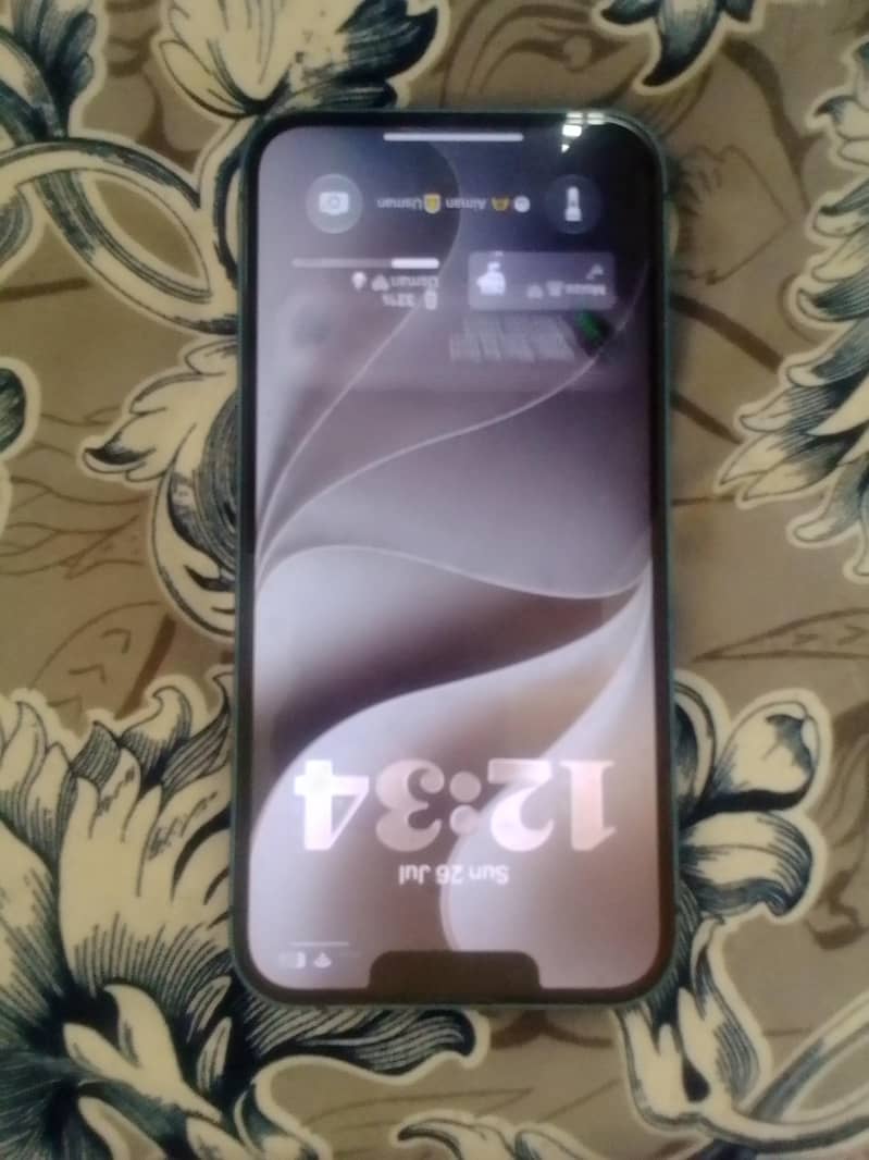 Apple iPhone 13 1