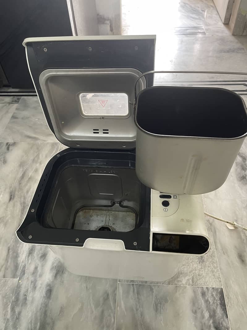Btead maker 1