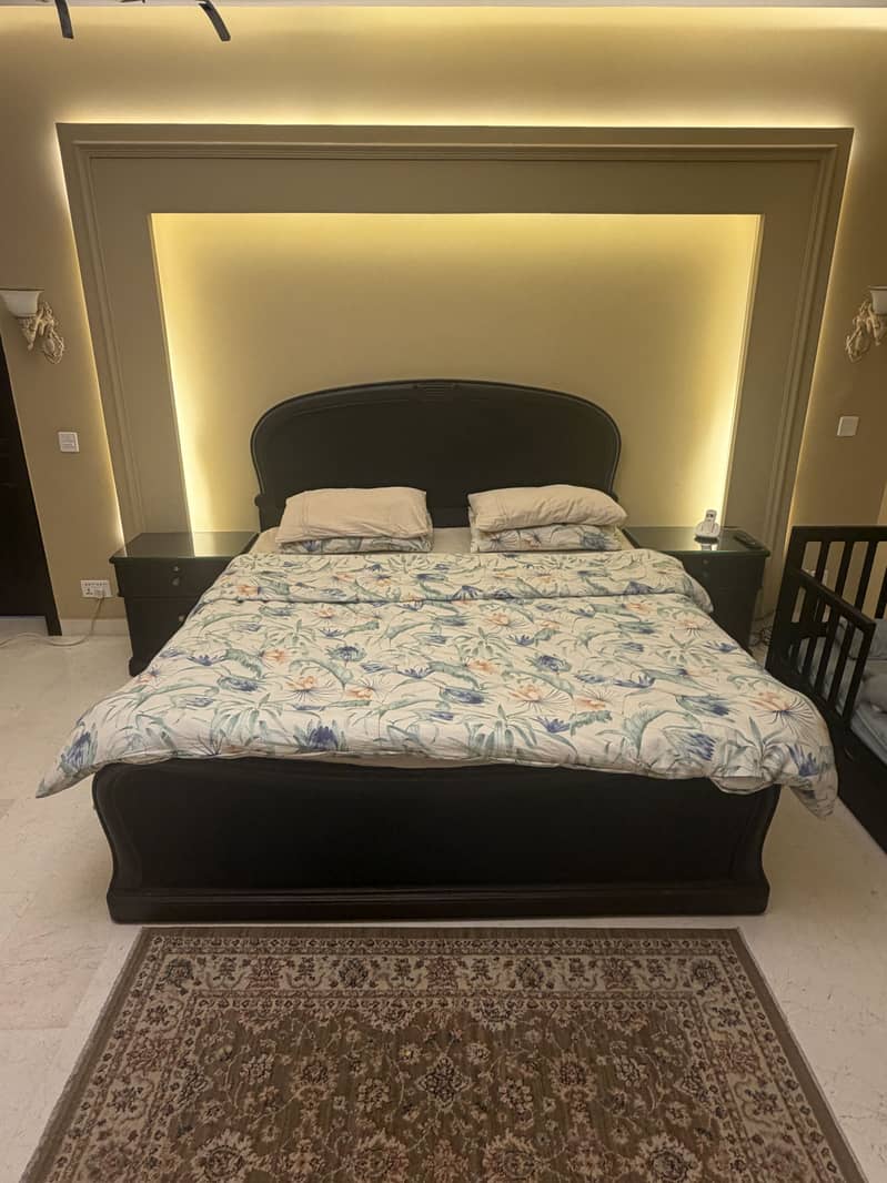 Solid Sheesham Black Bed 0
