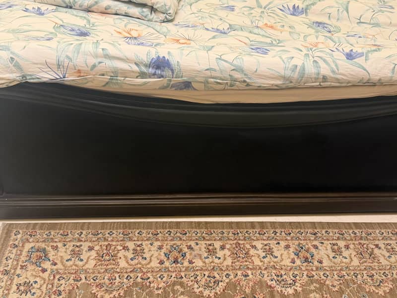 Solid Sheesham Black Bed 4