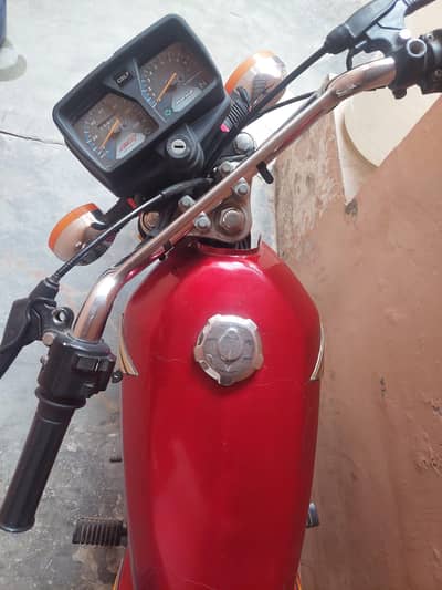 selling my Honda cg 125