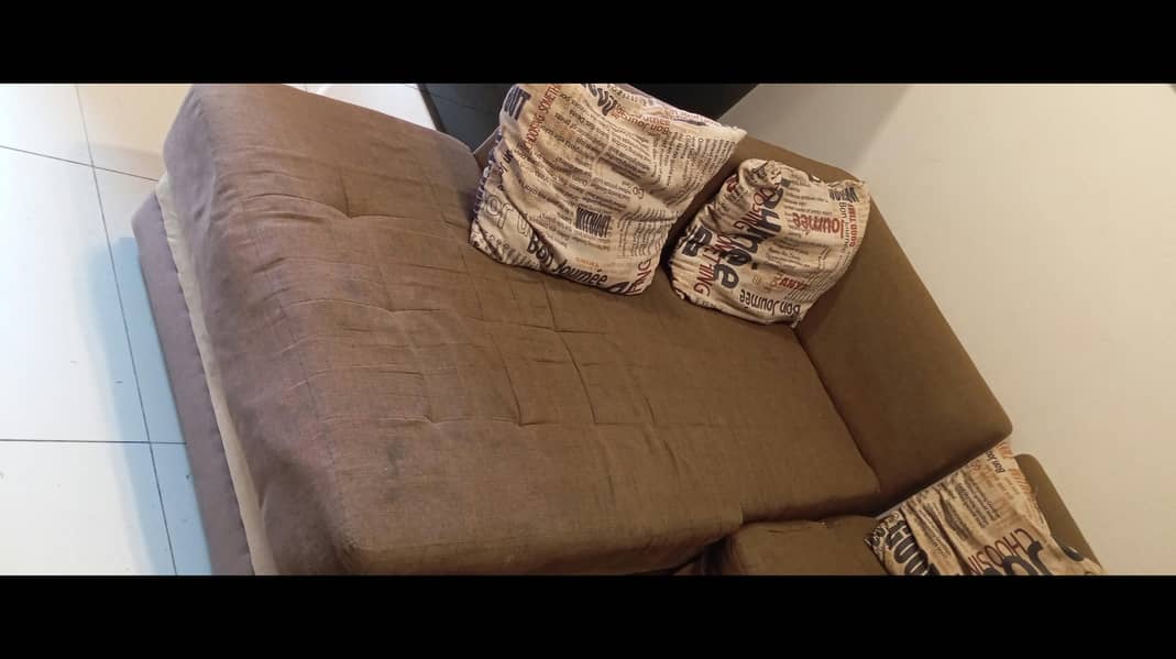 L-shaped Sofa 1