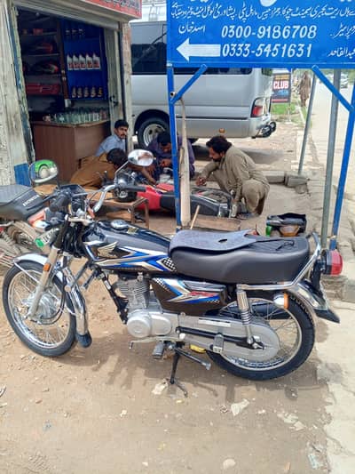 Honda CG 125 2025 model for sell.