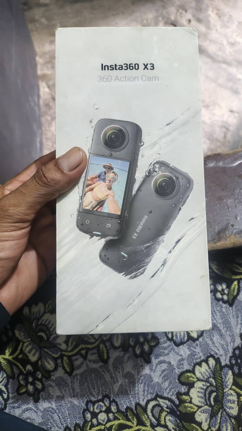 insta360 X3 camera 2