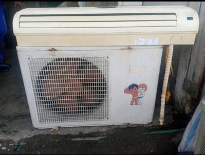 Hair AC For Sale 1:5 ton