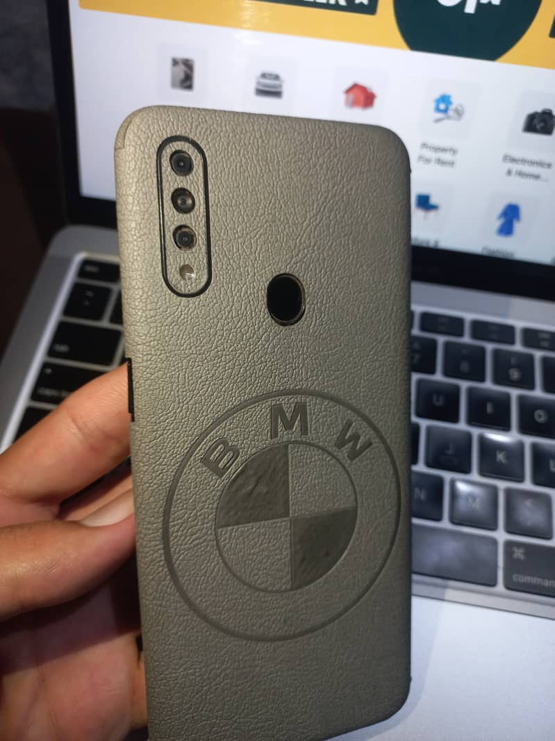 OPPO A31 0