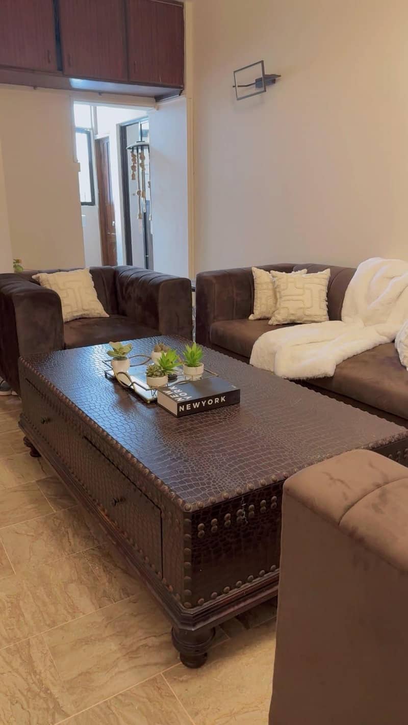 Pre Loved Coffee Table 1