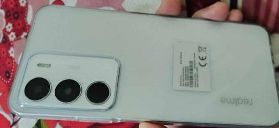 Realme C71 1