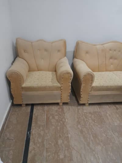 6-Seater Sofa Set in Excellent Condition – Urgent Sale!
