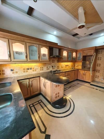 1 kanal Upper Portion With Servant Quarter All Facilities Meters Separate Parking G-13/2