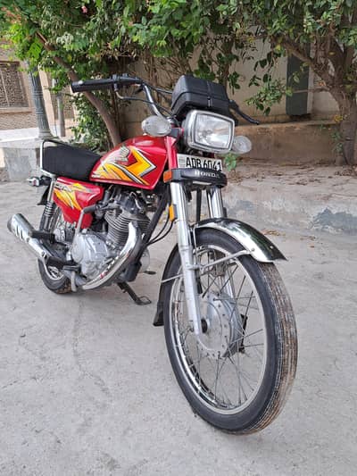 Honda CG 125 model 2021 best condition 0,3,4,3,4,4,4,8,7,6,7
