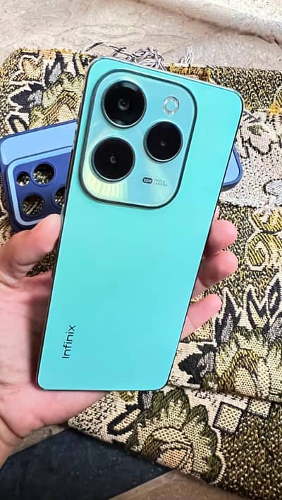 Infinix Hot 40 argent sell ha 8+8 128gb all ok seald fone 03171060827