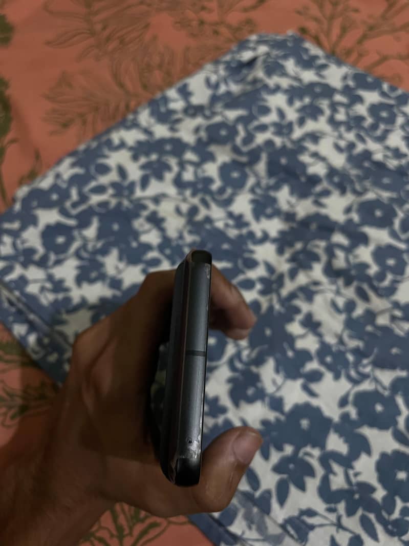 Google Pixel 8 9