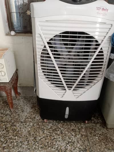 room coolar . motor nae chalti thk krwani prni .