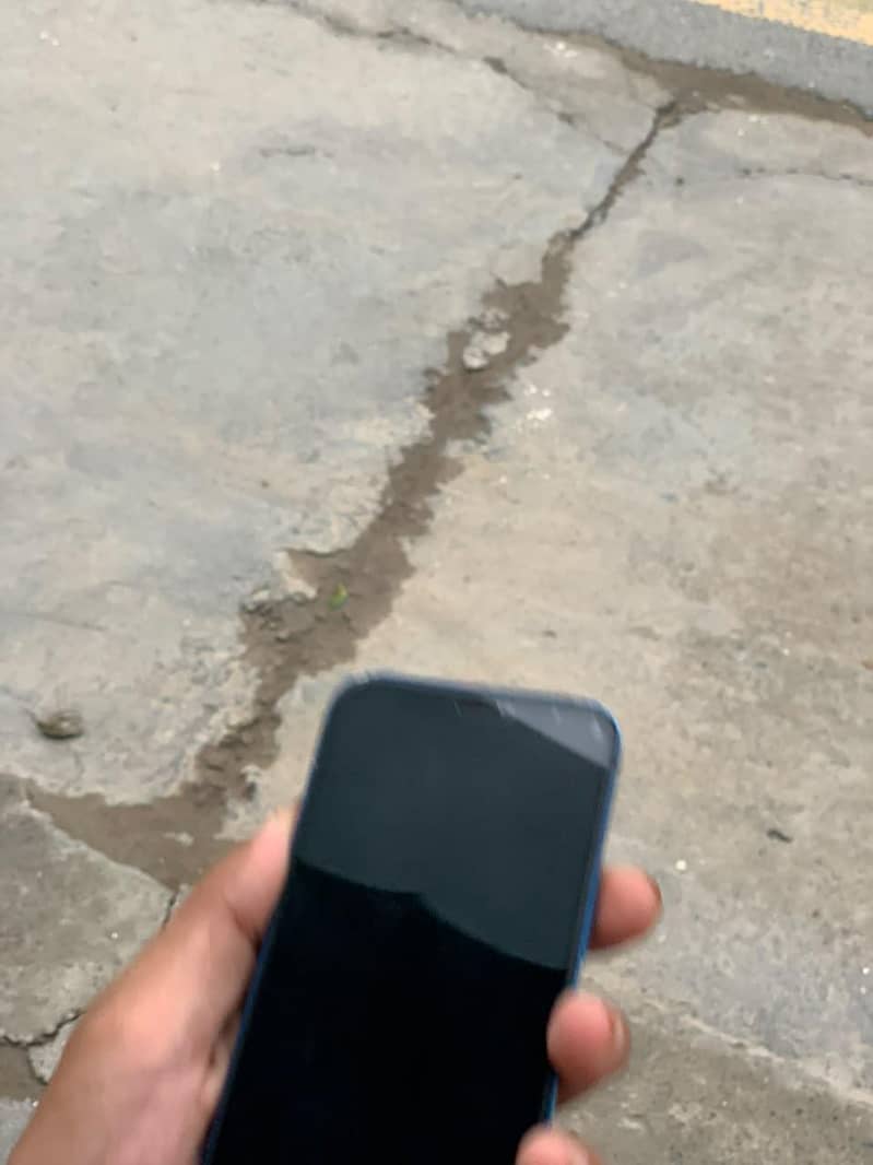 Apple iPhone 12 mini 0