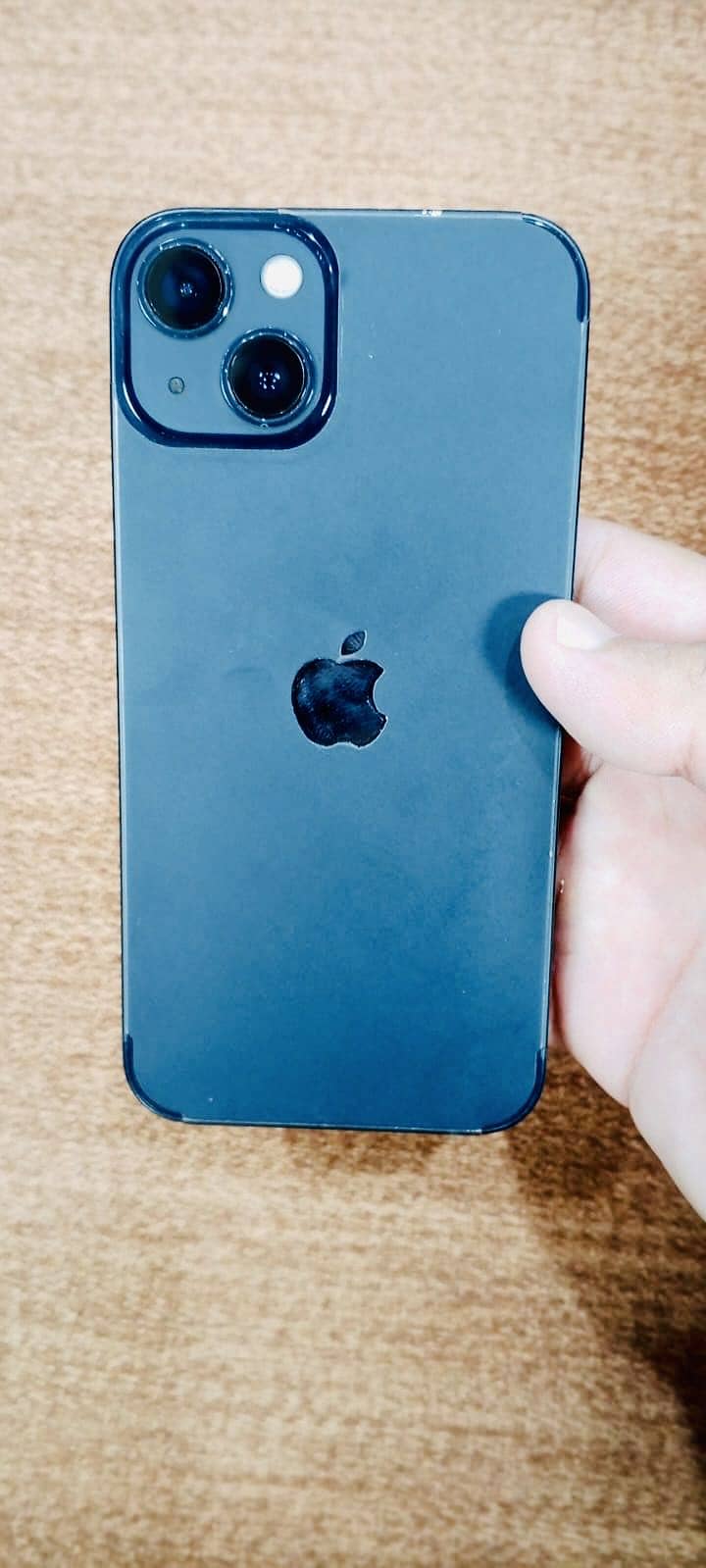 Apple iPhone 13 0