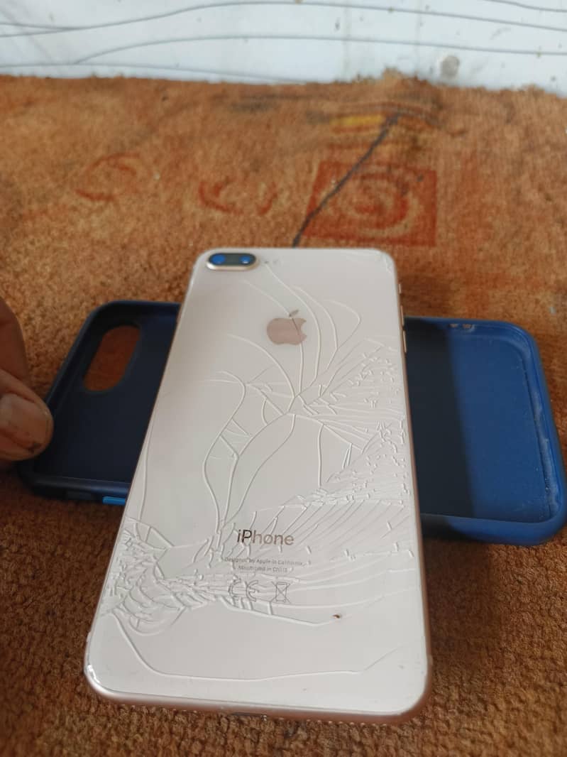 Apple iPhone 8 0