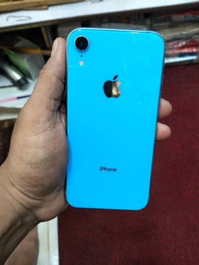 Apple iPhone XR