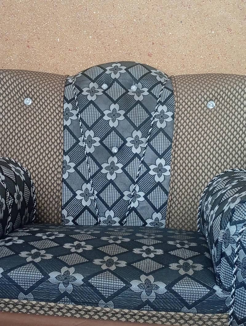 Sofa set 0