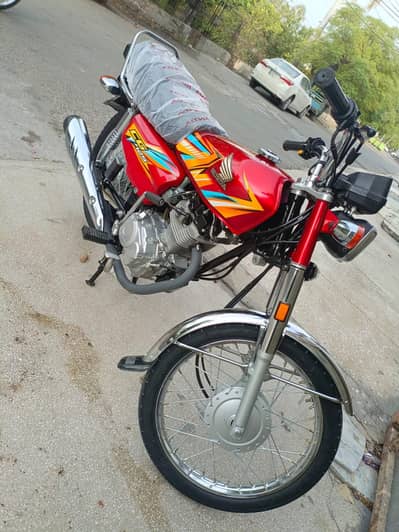 Honda 125 Model 2025 good Condition Home use