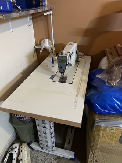 Manual industrial swing machine siruba