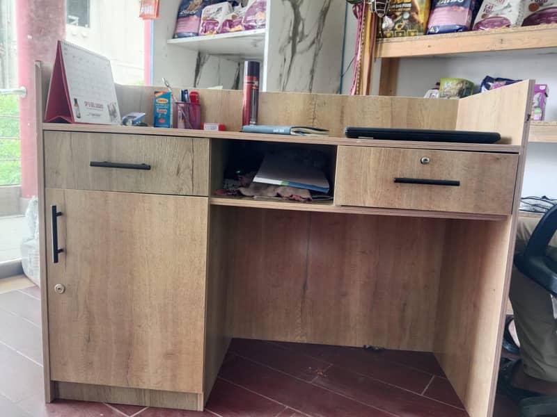 reception table 2