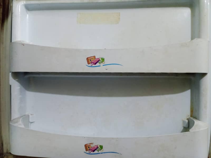 spacious Fridge 4