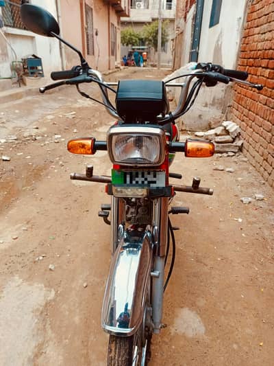Honda Cd-70 17/18 available for sale