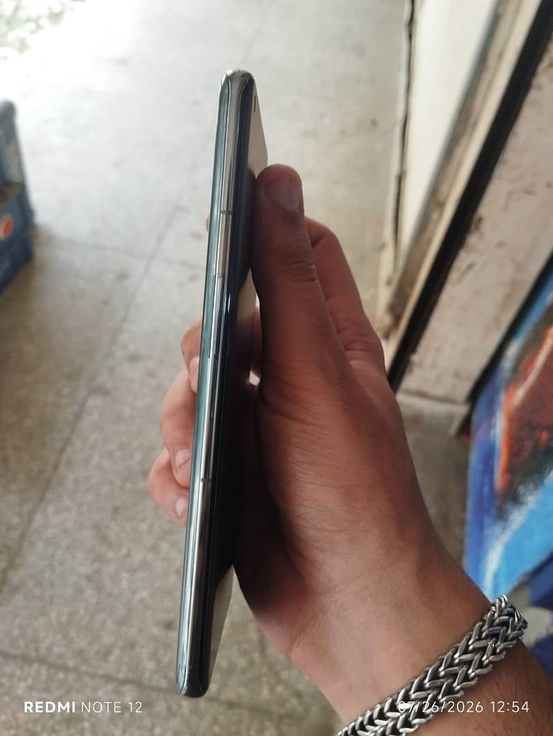 One Plus 11 6