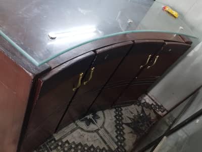 Reception counter