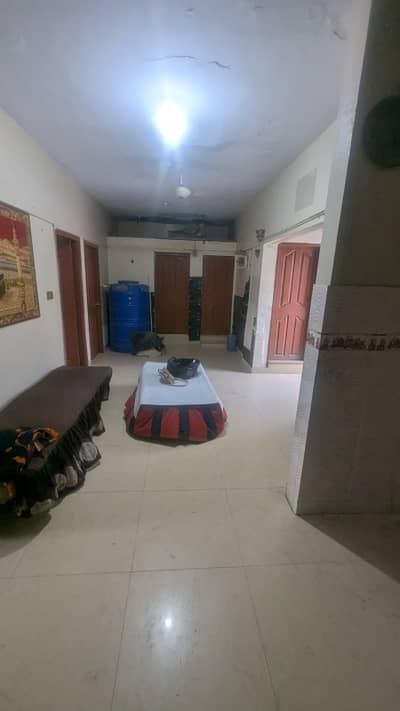 Comercial space near hyderi market G block 2nd floor