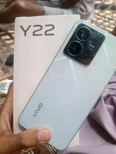 Vivo Y22 - 4GB/128GB - With box