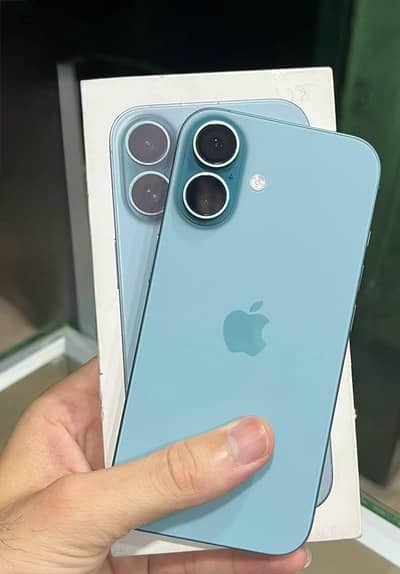 Apple iPhone 16