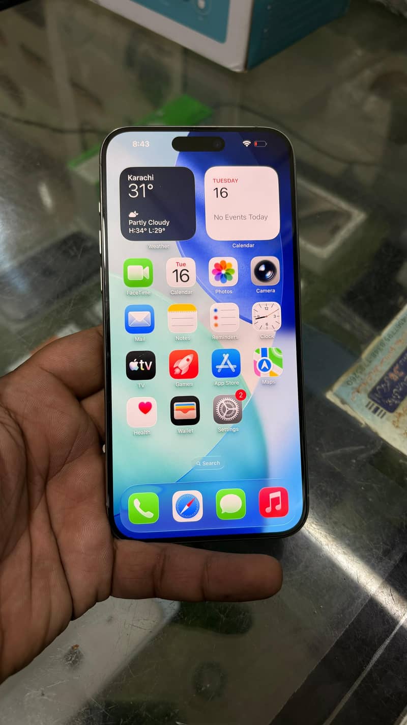 iPhone 15 Pro Max 2